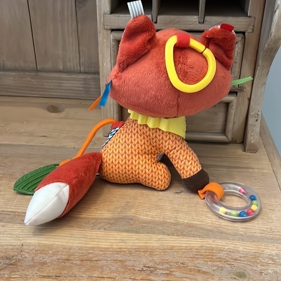 Skip Hop Fox Stroller Toy Rattle Teether Plush Bandana Sensory Activity - Picture 3 of 10